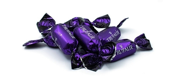 شکلات ترافل با مغز کرم کاکائو ای بی کادر بسته یک کیلویی ABK Trufalie Chocolate