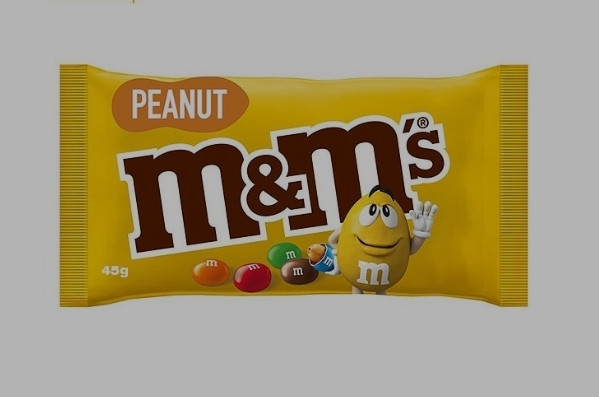 دراژه شکلات و بادام زمینی 45 گرمی ام اند امز M&M's